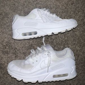 Women’s Nike Air Max 90